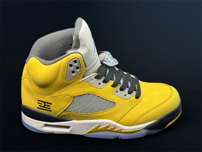 Men's Yellow Running Weapon Air Jordan 5 Shoes 0107